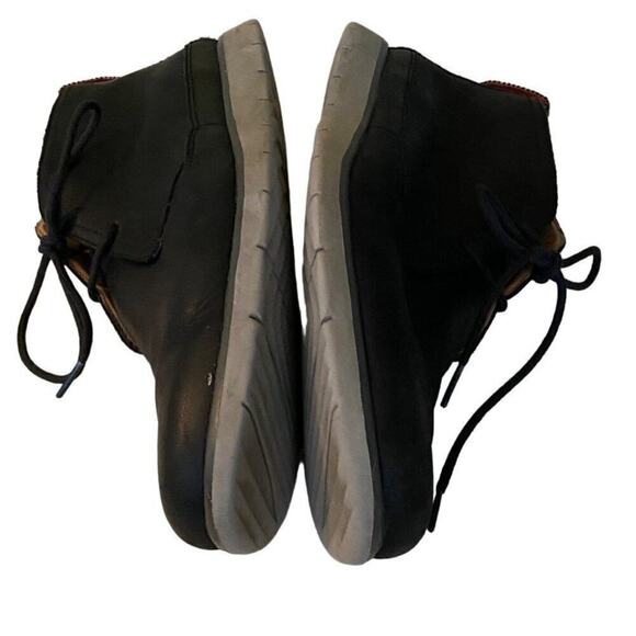 UGG Men\'s \